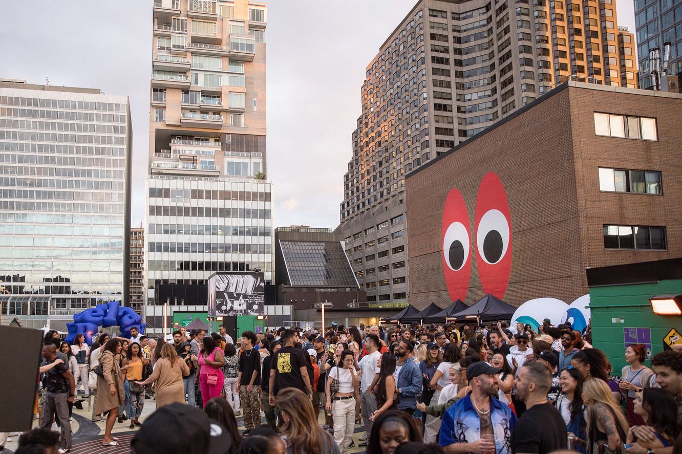 Discover the Vibrant World of Yorkville Murals: Toronto’s Premier Urban Art Festival